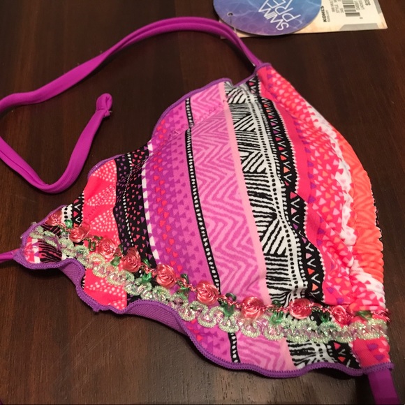 Striped Ruffle String Swim Top - Picture 3 of 8